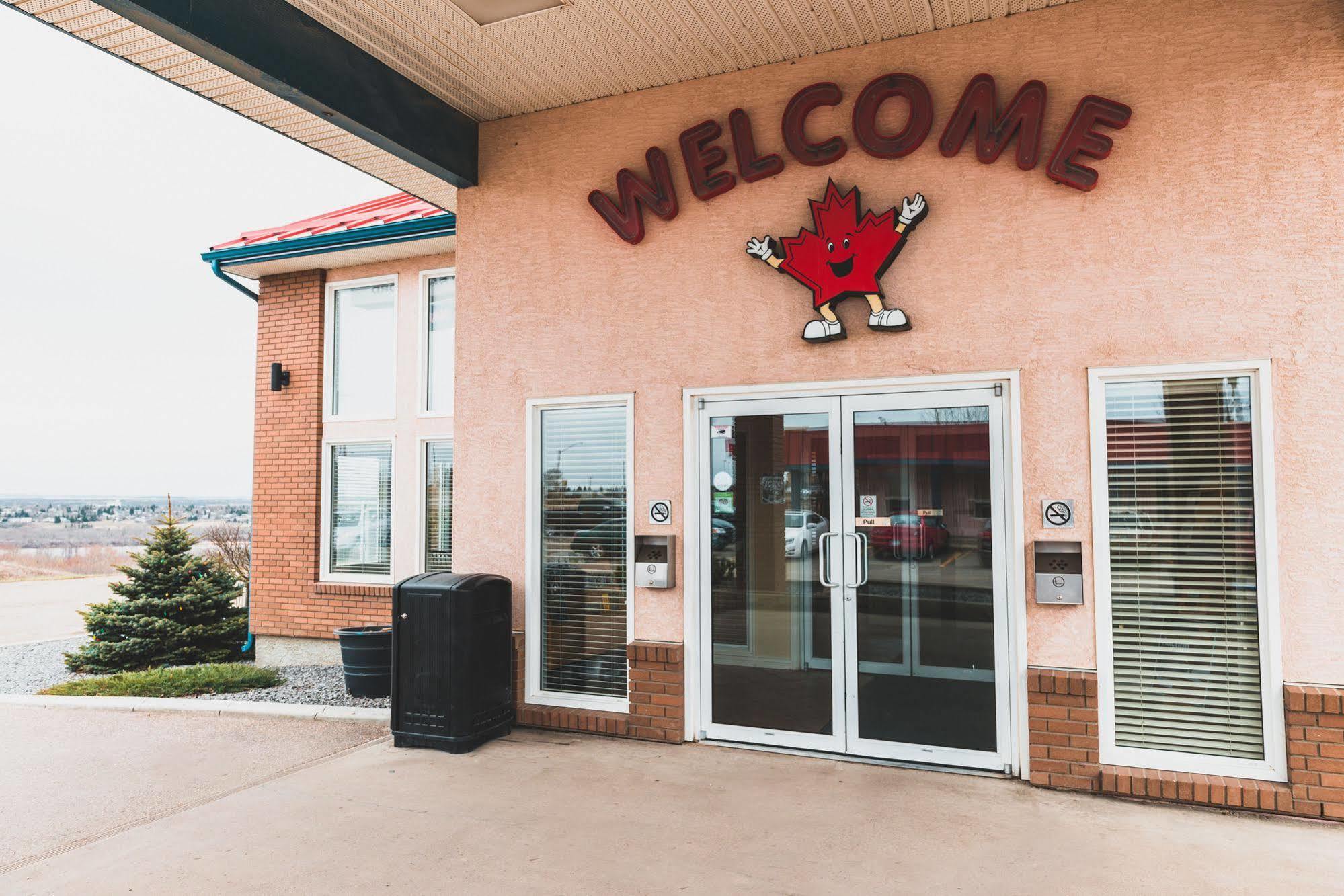 Canadian Motel North Battleford Exterior foto